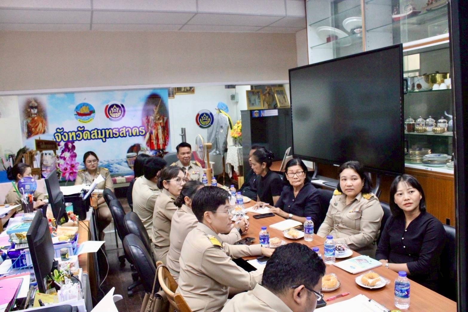 พช.สมุทรสาคร ร่วมประชุมคณะกรรมการเครือข่ายกองทุนแม่ของแผ่นดินจังหวัดสมุทรสาคร ครั้งที่ 5/2568