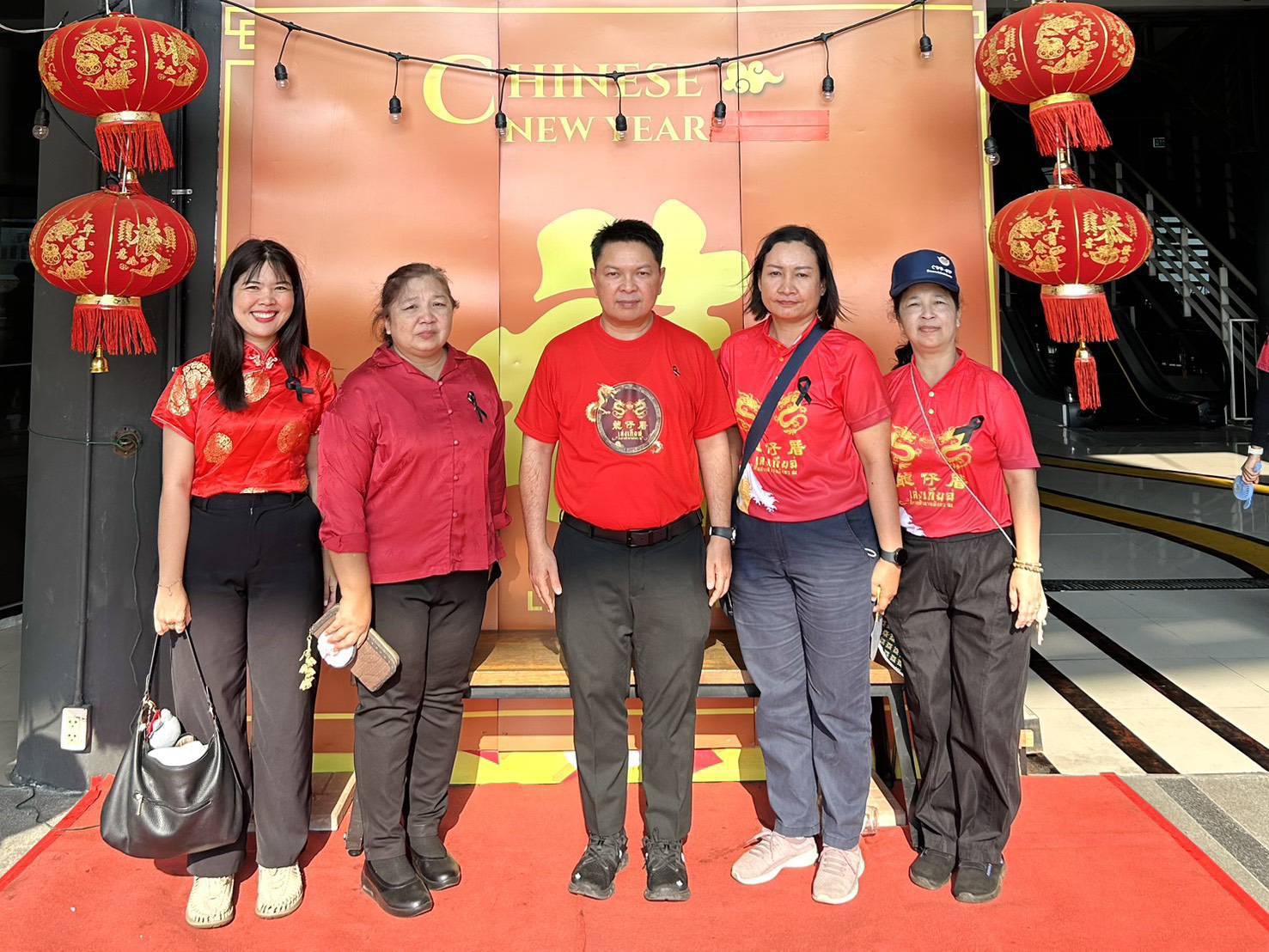 พช.สมุทรสาคร ร่วมขบวนแห่เทพเจ้าไช้ซิ่งเอี้ย ในงานเทศกาล “ตรุษจีน เล่ง เกีย ฉู่ สืบสานตำนานมังกร 2569” 