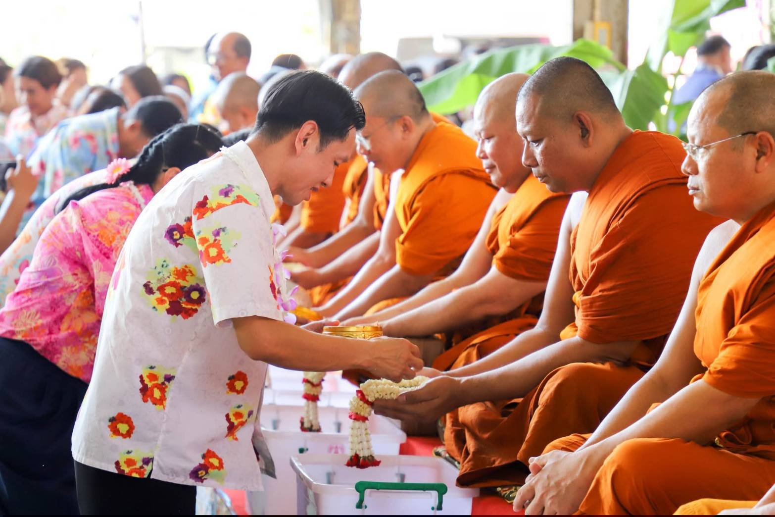 พช.สมุทรสาคร ร่วมกิจกรรม สงกรานต์บ้านฉัน สีสันไทไทย สุขใจทั่วโลก พุทธศักราช 2569 