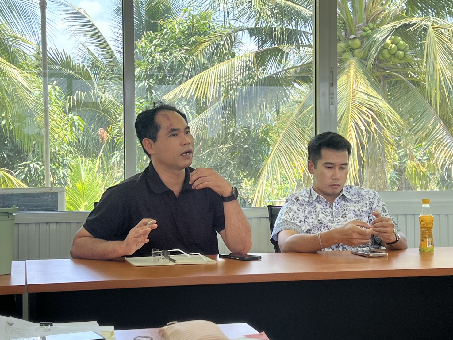 พช.สมุทรสาคร ลงพื้นที่ติดตามการดำเนินกลุ่มออมทรัพย์เพื่อการผลิตบ้านคลองเก่า หมู่ที่ 3 ตำบลคลองตัน อำเภอบ้านแพ้ว 