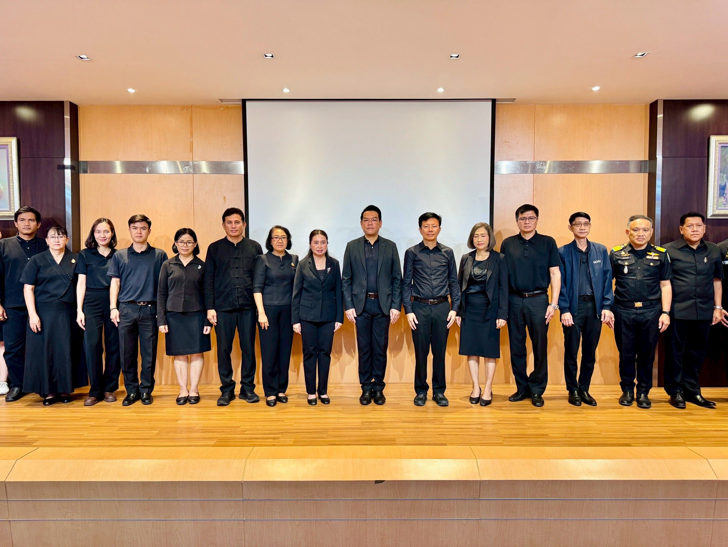  พช.สมุทรสาคร เข้าร่วมโครงการประชุมเชิงปฏิบัติการเพื่อจัดทำแผนพัฒนาการเกษตรและสหกรณ์ ของจังหวัดสมุทรสาคร (พ.ศ. 2571 - 2575) 