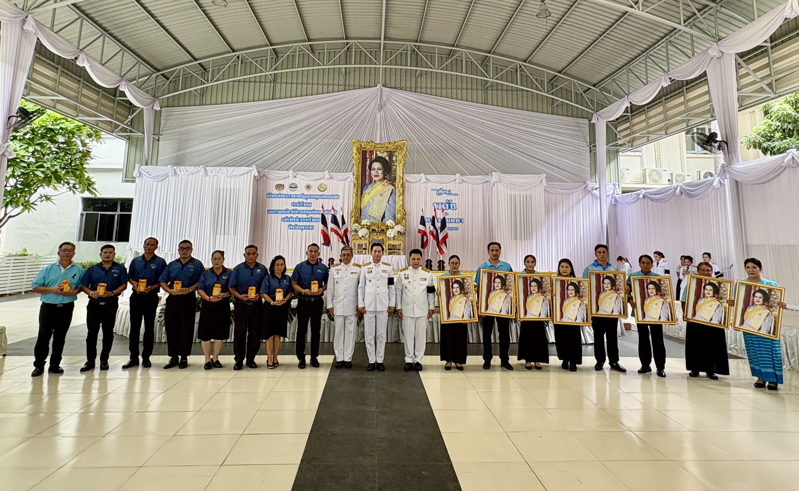 พช.สมุทรสาคร จัดพิธีมอบเงินขวัญถุงพระราชทานกองทุนแม่ของแผ่นดิน ประจำปี 2569 